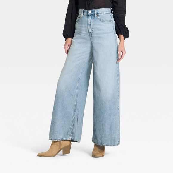 Universal Thread - Women's Highest-Rise Palazzo Wide Leg Jeans - Univ Light Wash - Picture 1 of 4